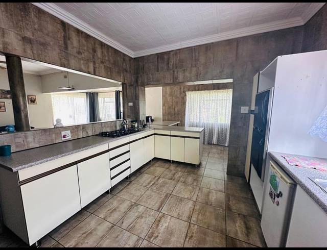 3 BEDROOM HOUSE FOR SALE IN ELSBURG